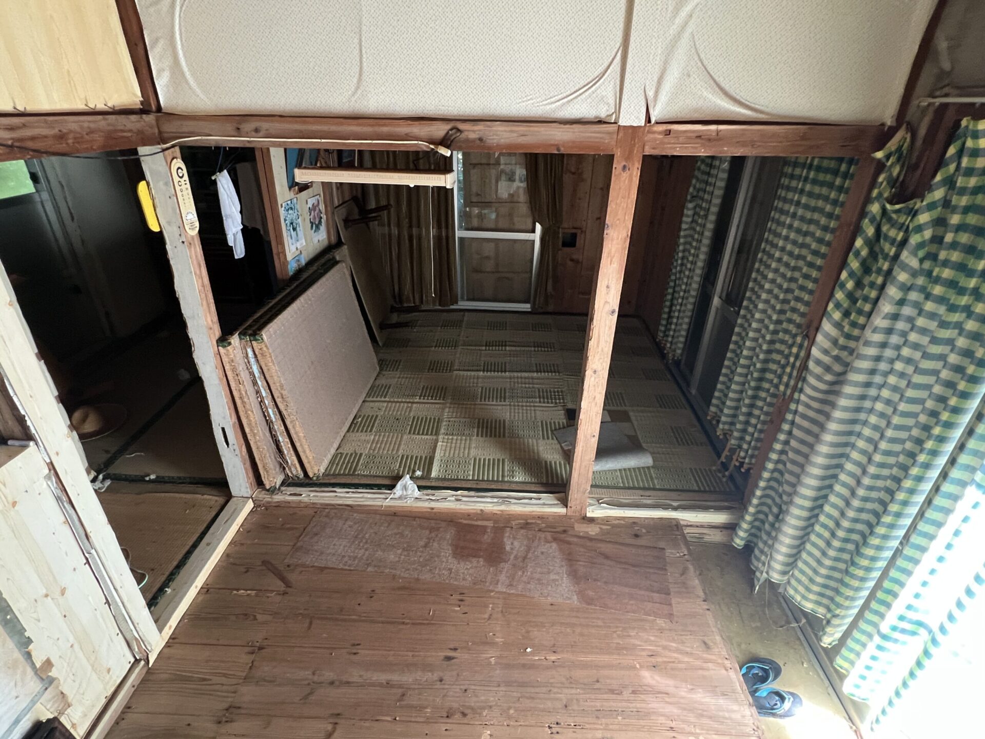 城辺友利 　仲原鍾乳洞近く　179坪　 宅地（未登記古家あり）