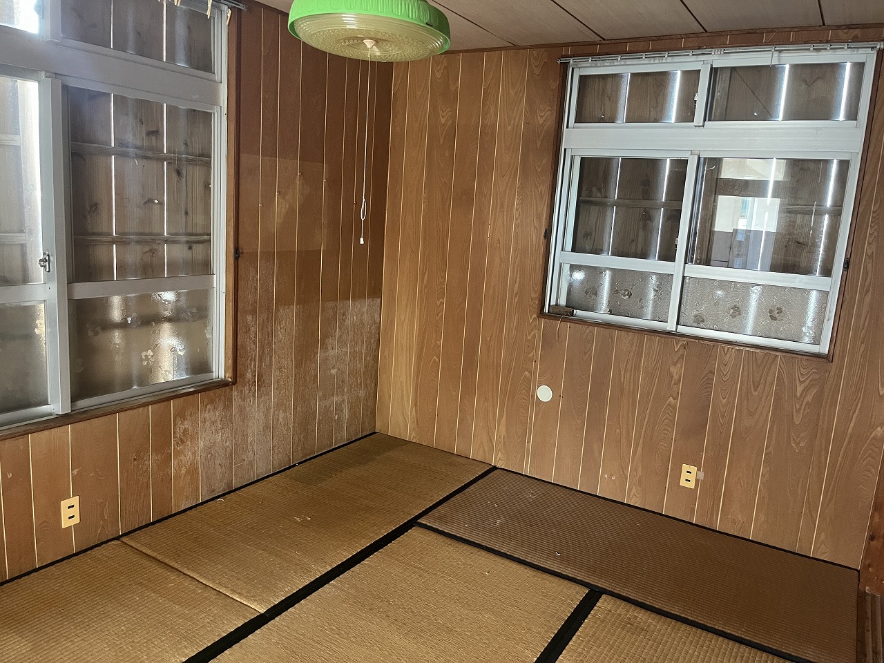 平良下里　カママ嶺公園近く　RCB造　2階建6DDKK　建物42坪　土地70坪