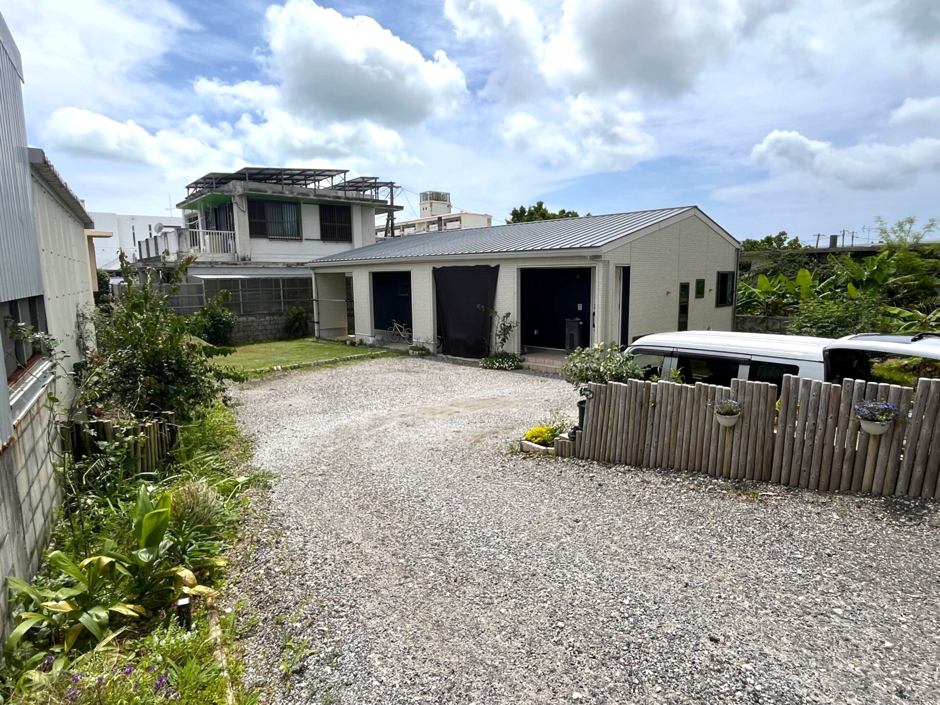 平良下里　腰原食堂近く　木造平屋建　4LDK　建物27坪　土地140坪