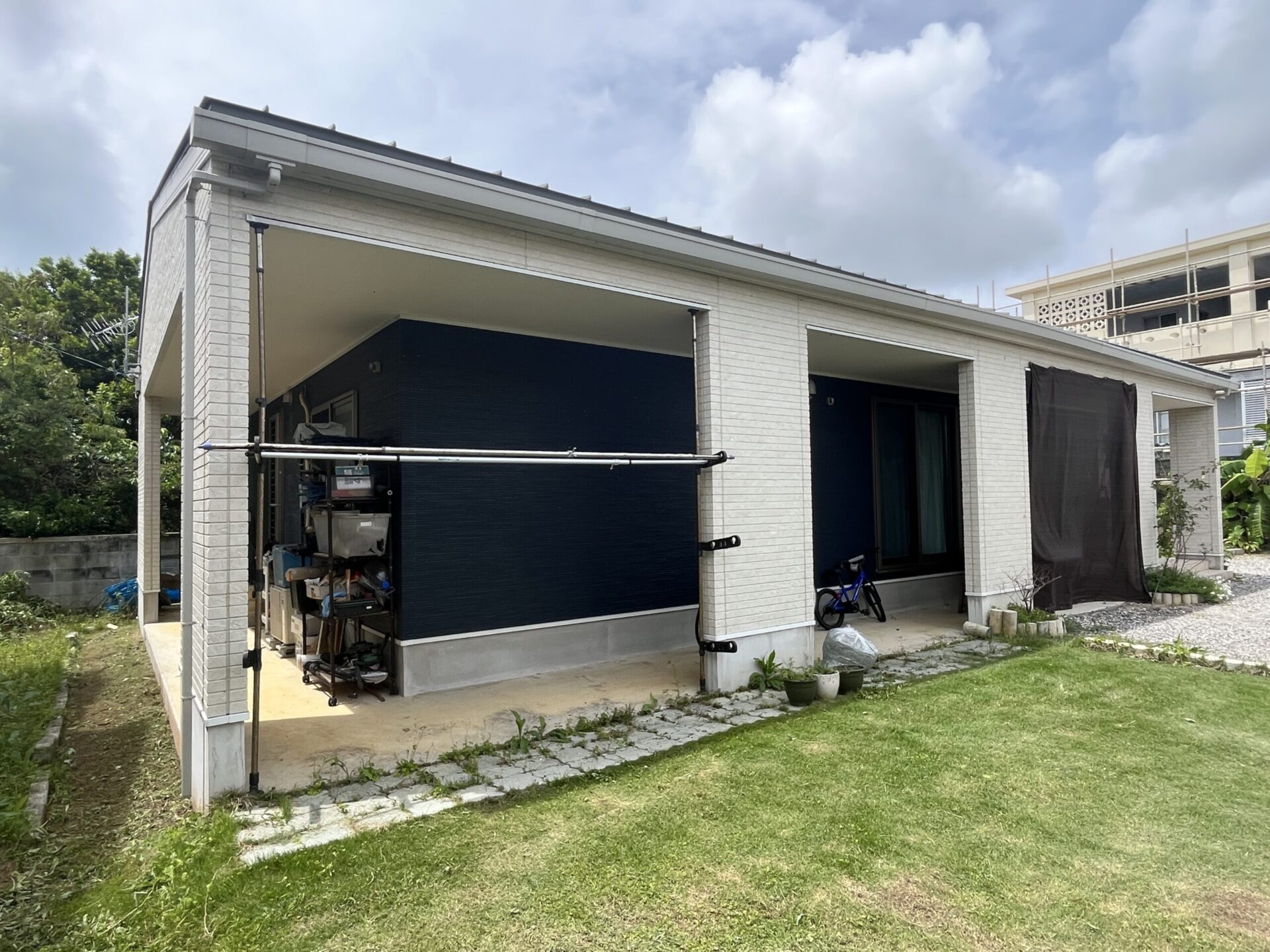 平良下里　腰原食堂近く　木造平屋建　4LDK　建物27坪　土地140坪