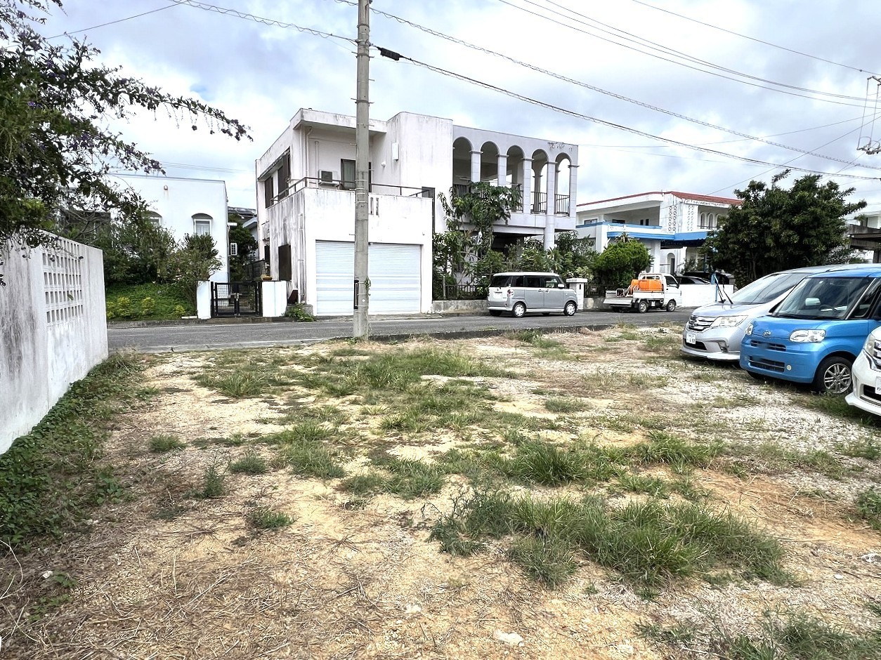 【分筆相談可能】平良東仲宗根　陸上競技場近く　約178坪　畑
