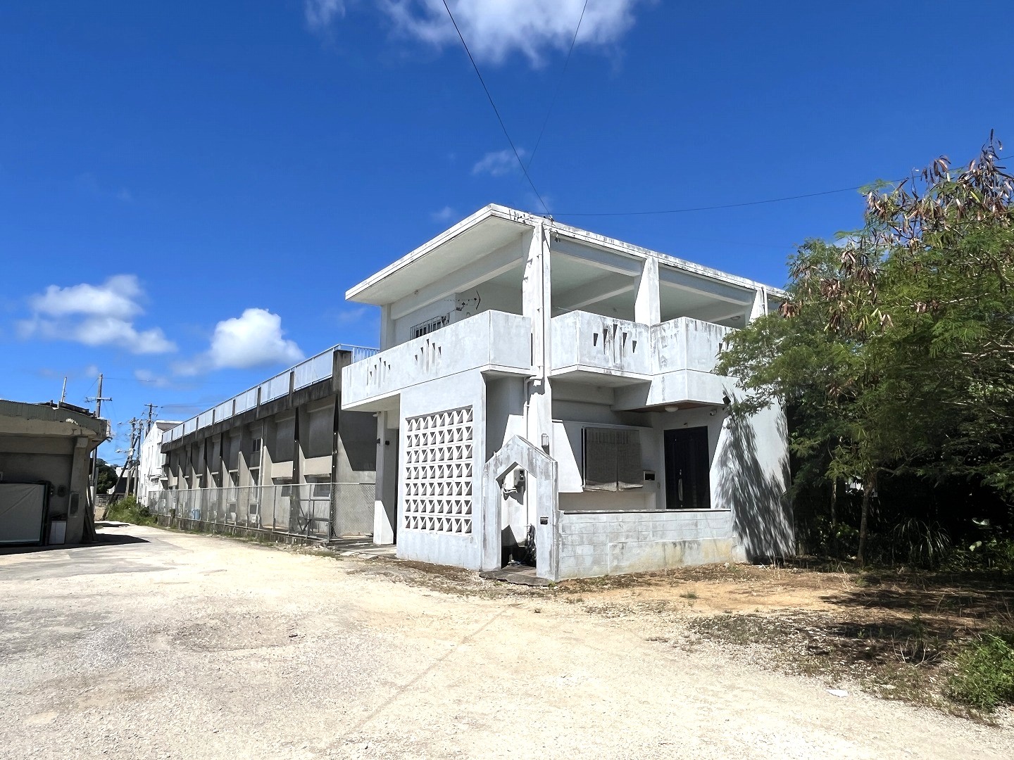 平良西里　市役所近く　4LDK　建物約39坪　土地約99坪