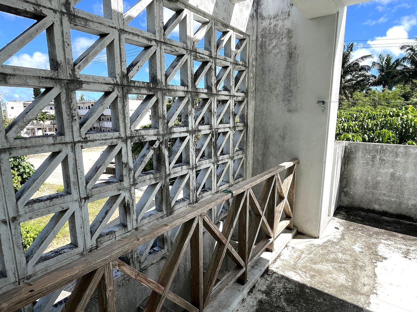 平良西里　市役所近く　4LDK　建物約39坪　土地約99坪