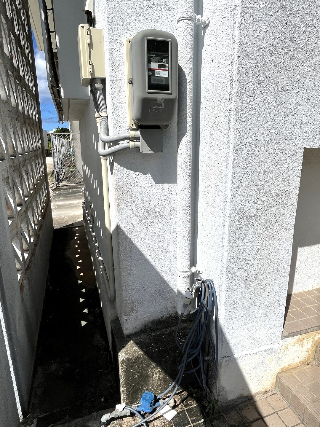 平良西里　市役所近く　4LDK　建物約39坪　土地約99坪