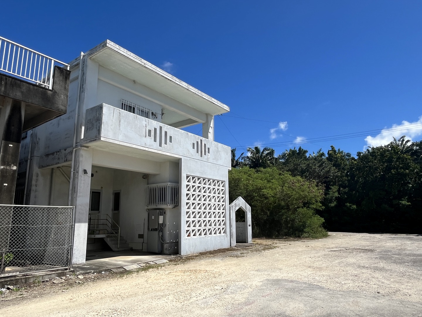 平良西里　市役所近く　4LDK　建物約39坪　土地約99坪