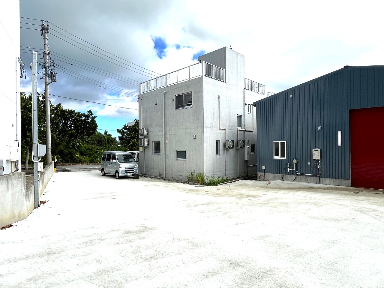 平良久貝　久松漁港すぐガレージハウス　新築鉄骨造　建物35坪　土地128坪