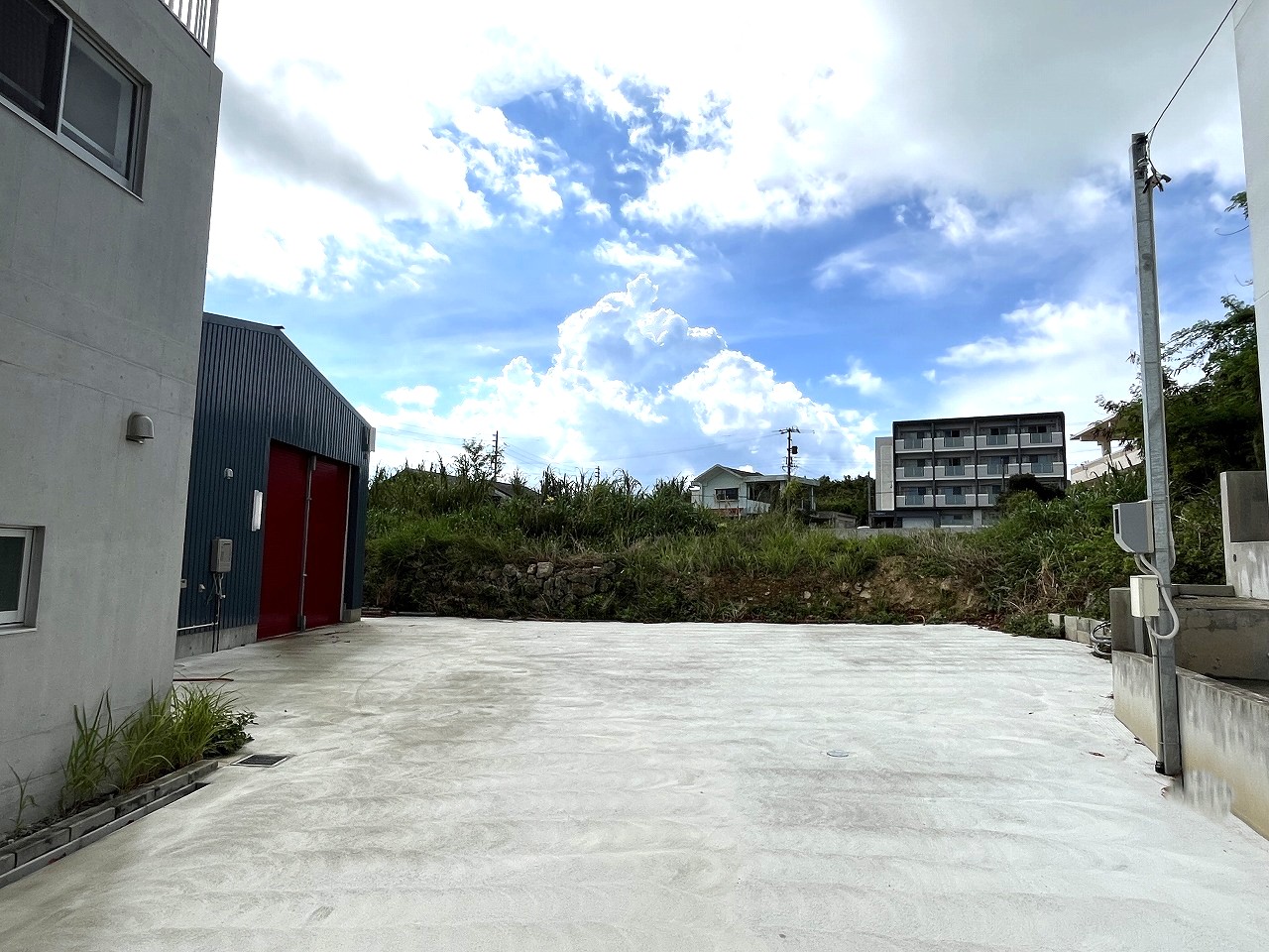 平良久貝　久松漁港すぐガレージハウス　新築鉄骨造　建物35坪　土地128坪