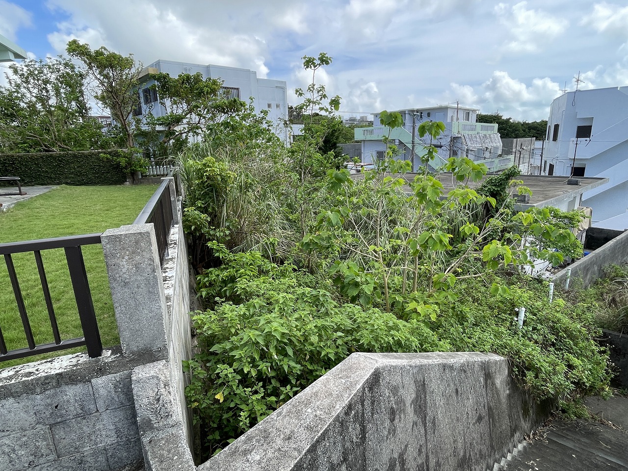 平良西仲宗根　平良港近く　約131坪　畑・宅地　