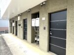 平良下里　腰原公民館隣り　RC造　2階建て8戸
