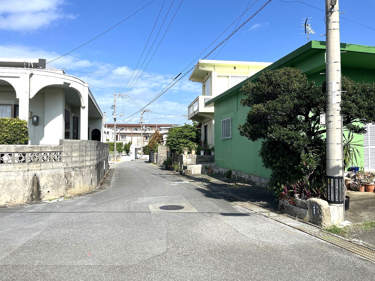 平良東仲宗根　未来創造センター近く　RCB造平屋建　建物31坪　土地61坪
