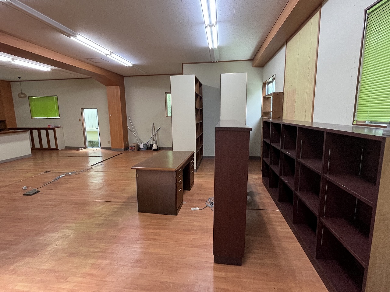 平良東仲宗根　未来創造センター近く　RCB造平屋建　建物31坪　土地61坪