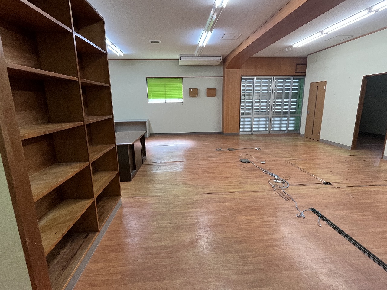 平良東仲宗根　未来創造センター近く　RCB造平屋建　建物31坪　土地61坪