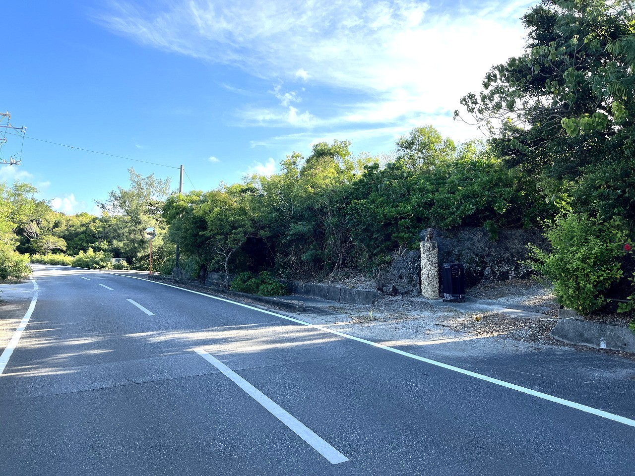 伊良部国仲　入り江が目の前　RC造平屋建　建物18坪　土地397坪